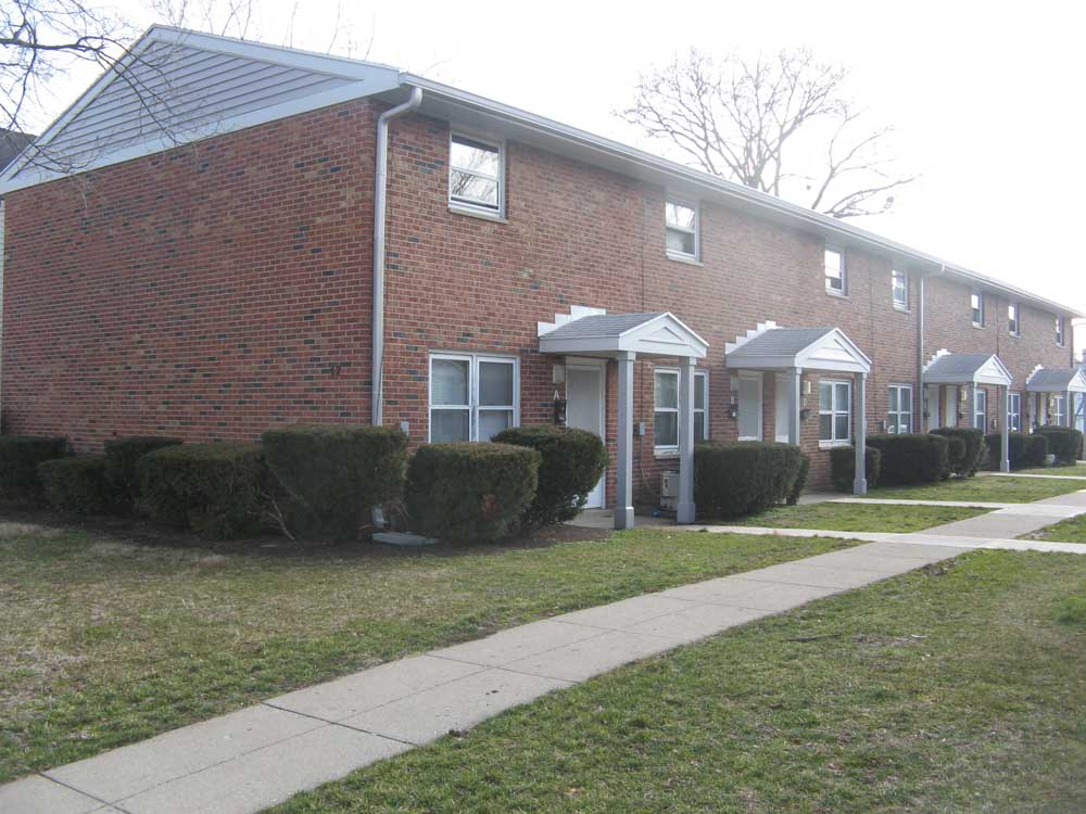 40-42 Helena apartment building